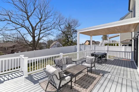 $2,249,000 | 22 Mount Zion Road, Melrose, MA 02176