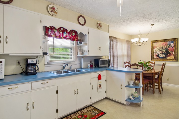 576 Moore Road Cookeville, TN 38506 - Photo 8 of 29 Gallery Image 8