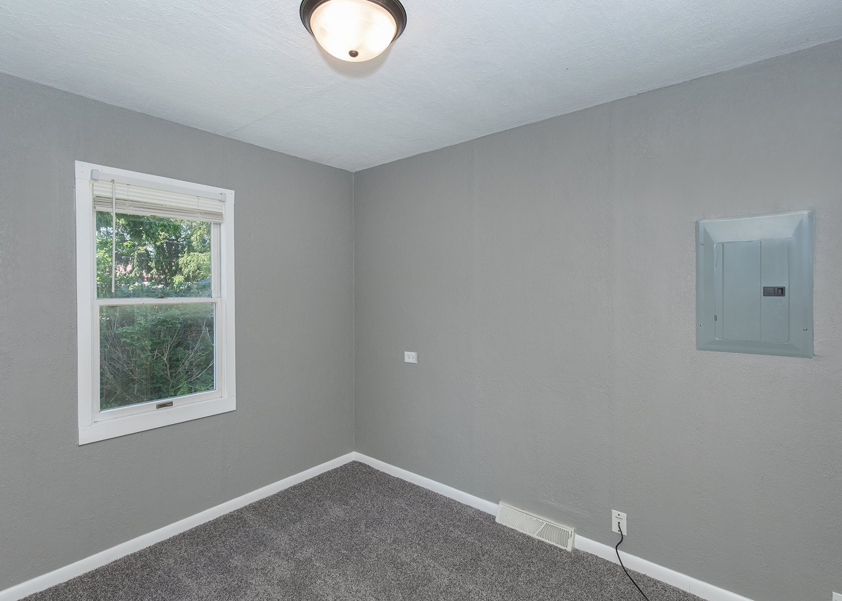 208 5th Street East Milan, IL 61264 - Photo 14 of 29
