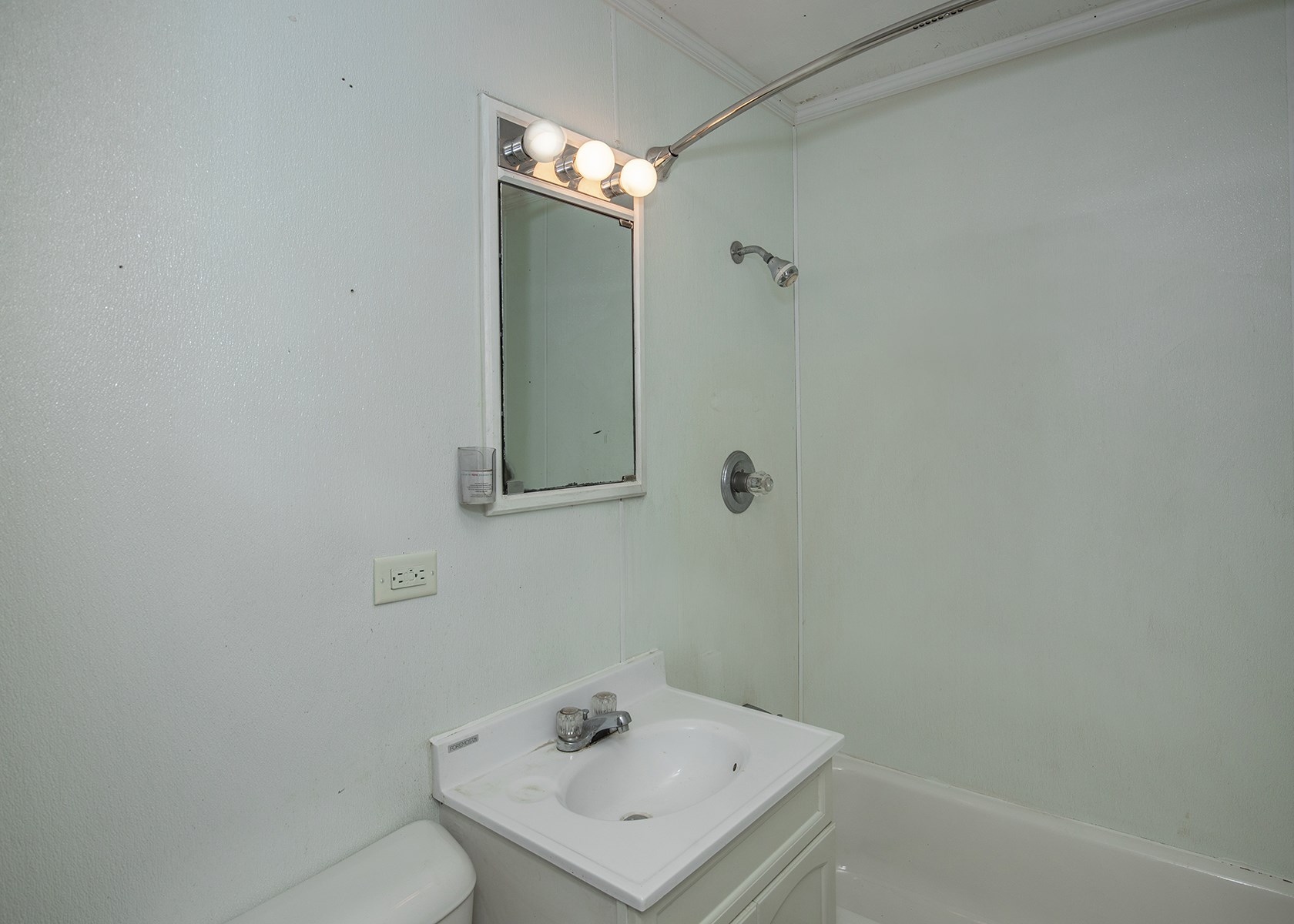 208 5th Street East Milan, IL 61264 - Photo 16 of 29