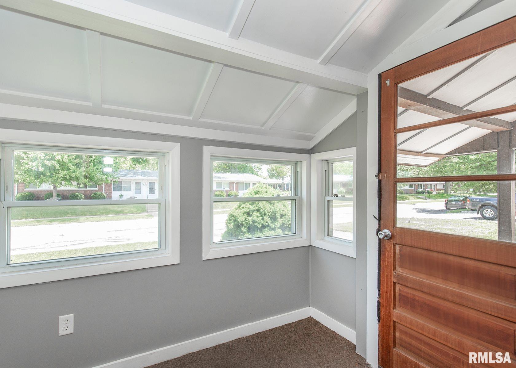 208 5th Street East Milan, IL 61264 - Photo 25 of 29