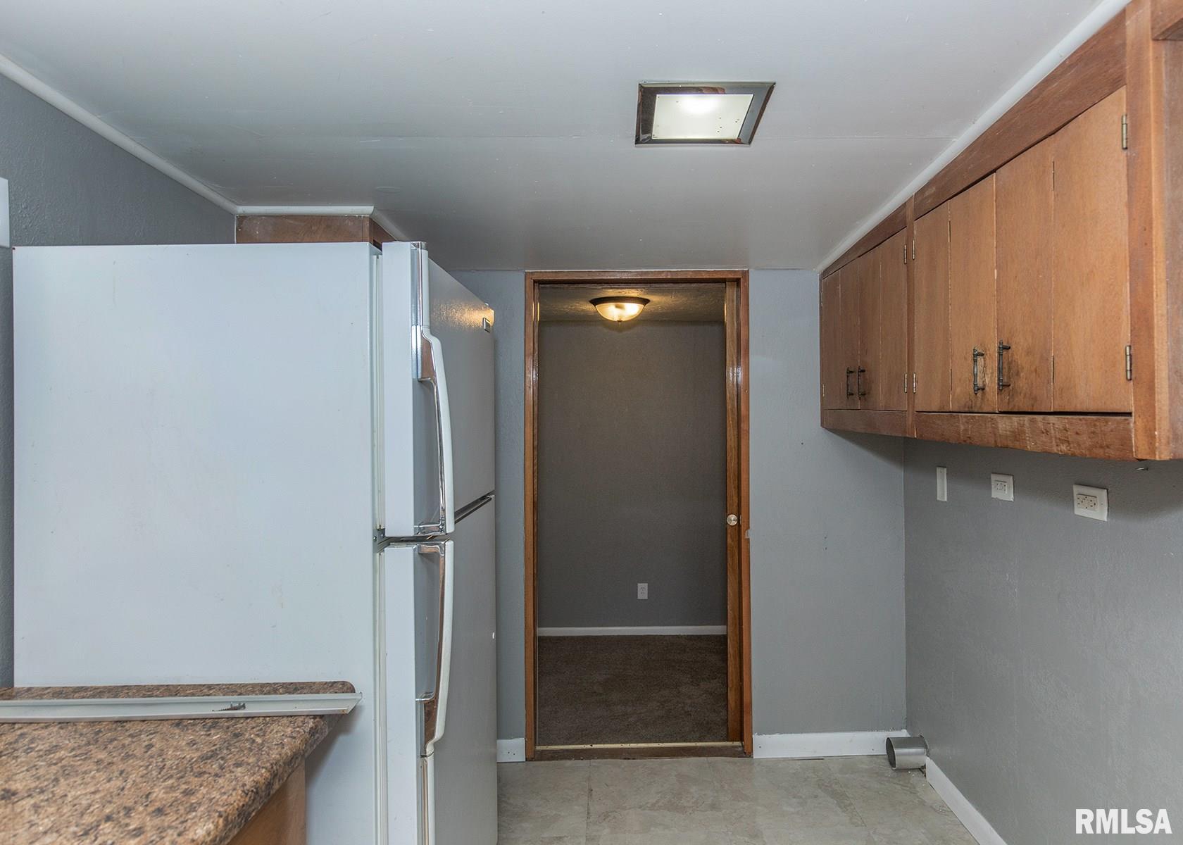 208 5th Street East Milan, IL 61264 - Photo 4 of 29