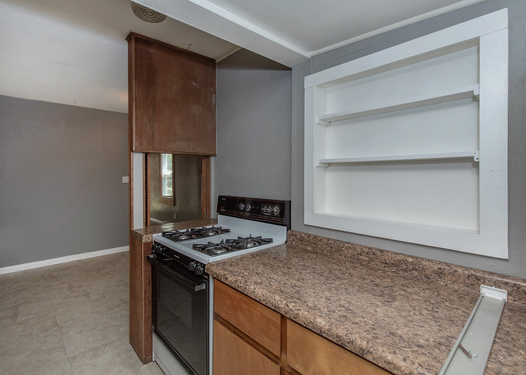 208 5th Street East Milan, IL 61264 - Photo 8 of 29