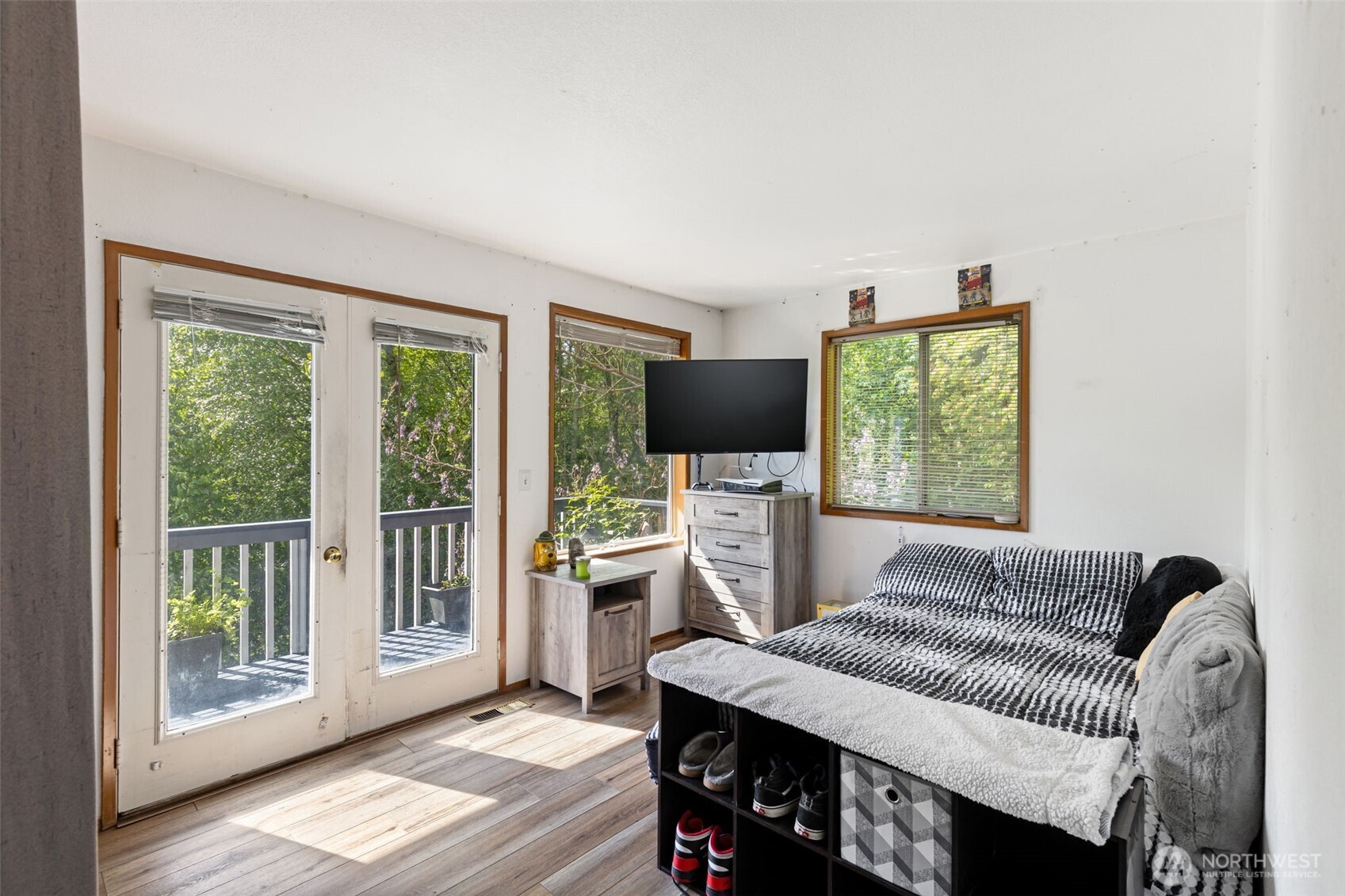 3778 Tracyton Beach Road Northwest Bremerton, WA 98310 - Photo 14 of 33 Gallery Image 14