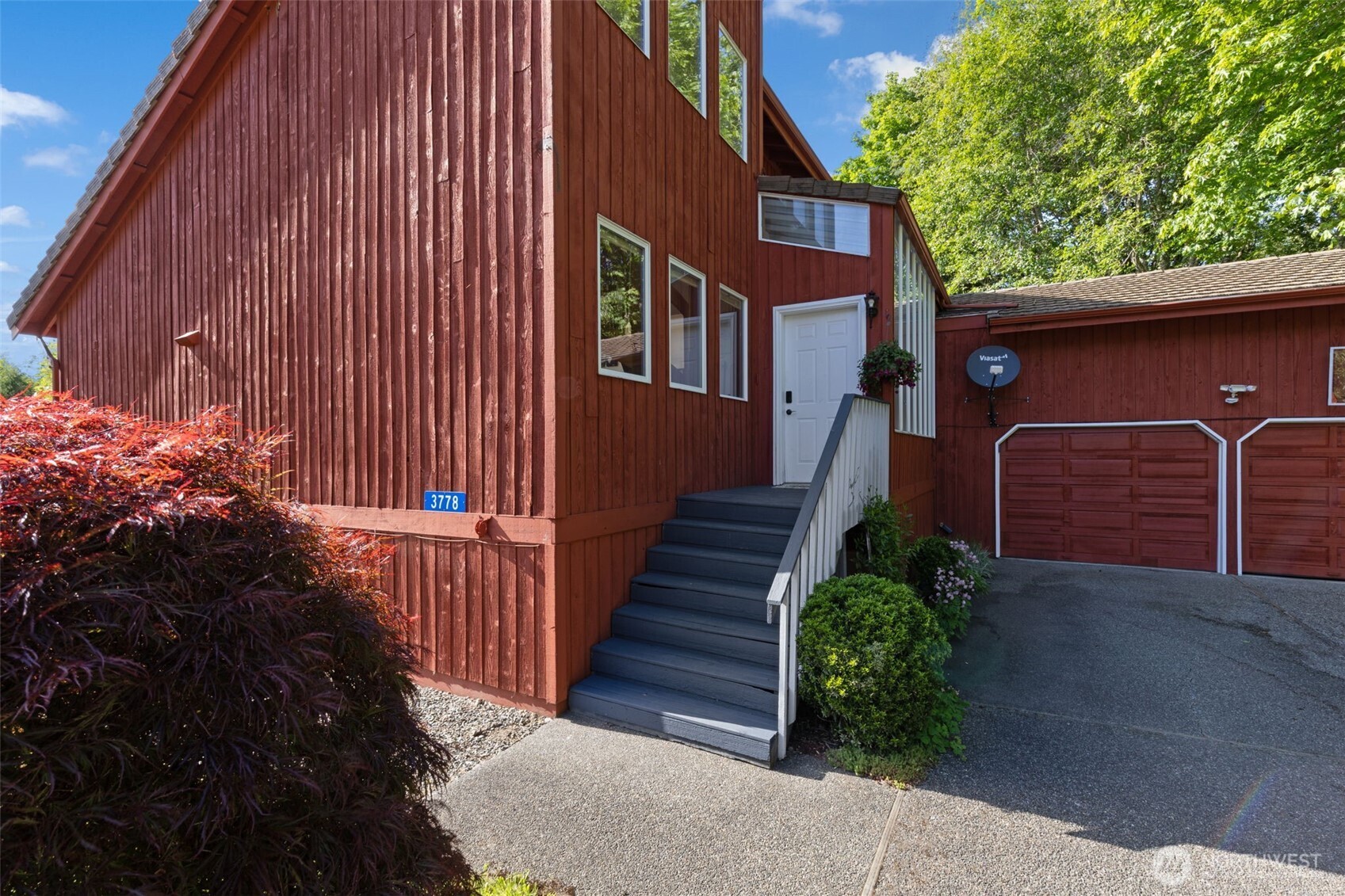 3778 Tracyton Beach Road Northwest Bremerton, WA 98310 - Photo 3 of 33 Gallery Image 3