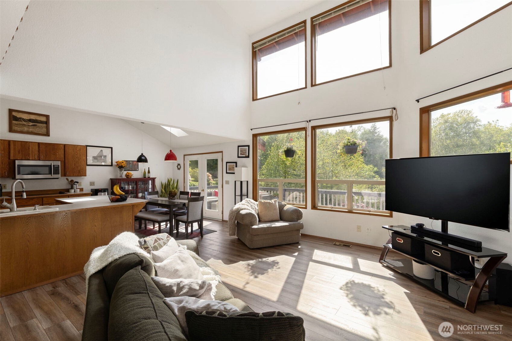 3778 Tracyton Beach Road Northwest Bremerton, WA 98310 - Photo 7 of 33 Gallery Image 7