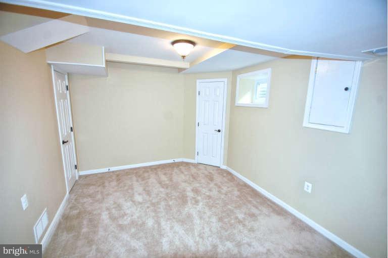 6211 Foxcroft Road Alexandria, VA 22307 - Photo 27 of 30 Basement