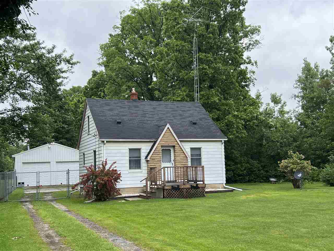 1400 West Stanley Road Mount Morris, MI 48458 - Photo 1 of 17 50077263.JPG