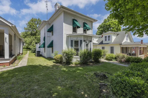 $174,900 | 325 East Walnut Street, Lancaster, OH 43130
