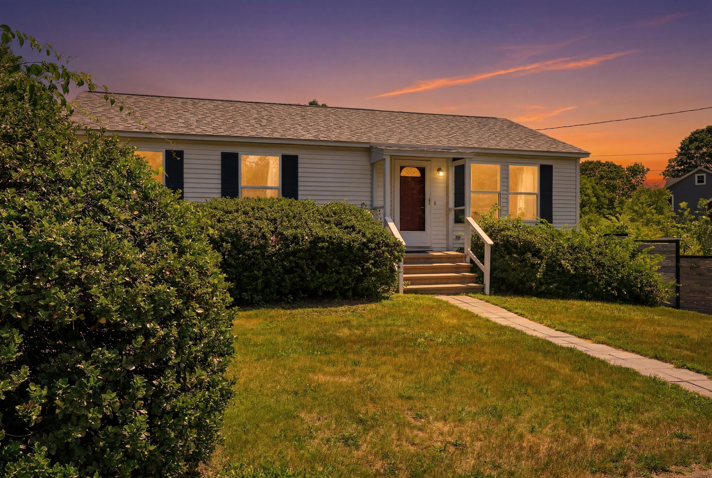 116 Rogers Road Kittery, ME 03904 - Photo 2 of 47 2_breauxmediaco_0002