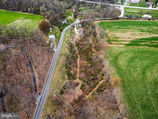 1155 Gebhart Road, Unit LOT B Windsor, PA 17366 - Photo 19 of 25 a view of a yard with an outdoor space