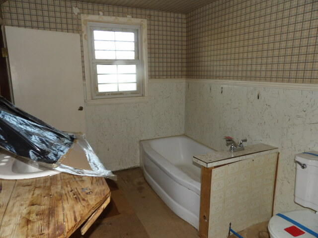 932 Lincoln Road Otsego, MI 49078 - Photo 13 of 20 100_0064