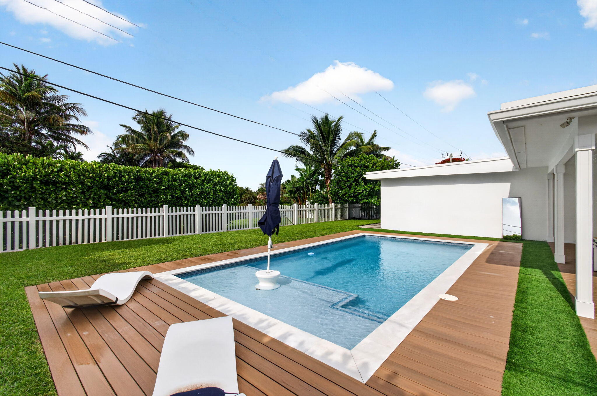 998 Southwest 7th Street Boca Raton, FL 33486 - Photo 71 of 82 71-web-or-mls-DSC_8595