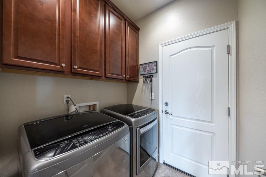 2195 Walton Park Drive Reno, NV 89521 - Photo 17 of 24 Photo 17
