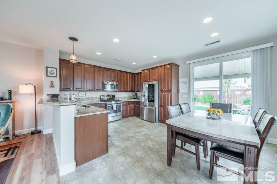 2195 Walton Park Drive Reno, NV 89521 - Photo 5 of 24 Photo 5