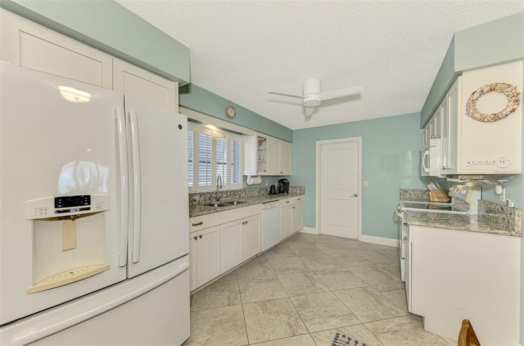 2643 Lear Road Englewood, FL 34224 - Photo 6 of 36