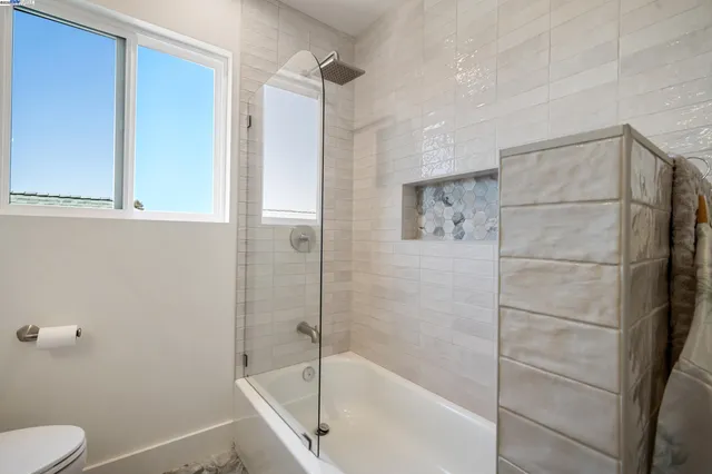 $1,195,000 | 354 49th Street, Oakland, CA 94609