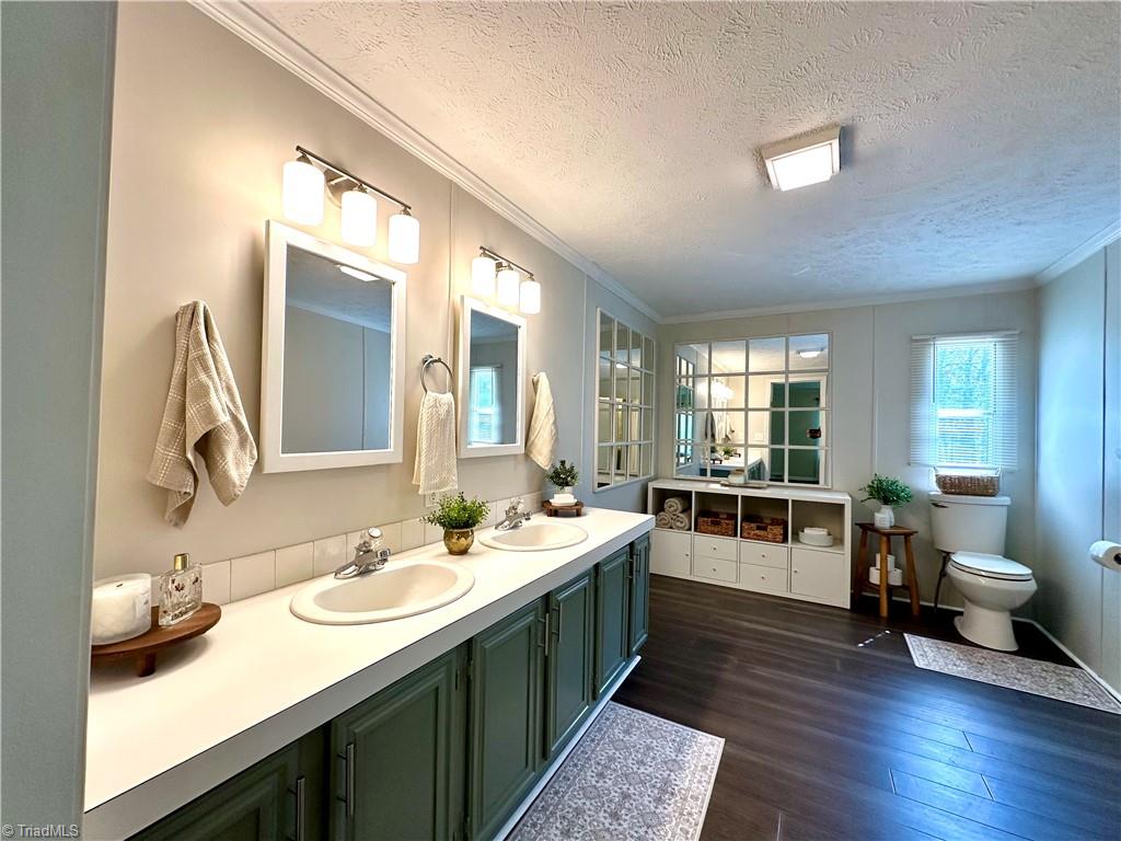 291 Howardtown Road Mocksville, NC 27028 - Photo 20 of 47 Primary Bathroom
