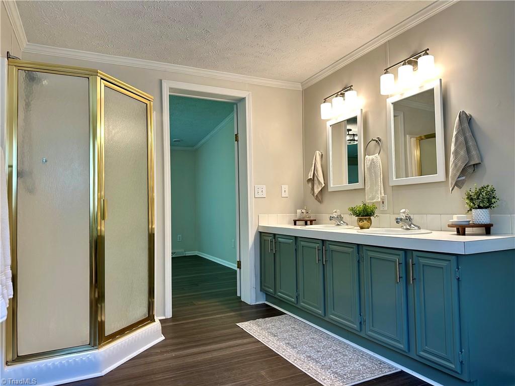 291 Howardtown Road Mocksville, NC 27028 - Photo 21 of 47 Primary Bathroom