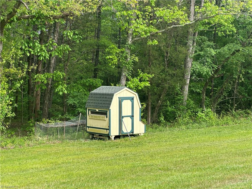 291 Howardtown Road Mocksville, NC 27028 - Photo 42 of 47 Chicken Coop