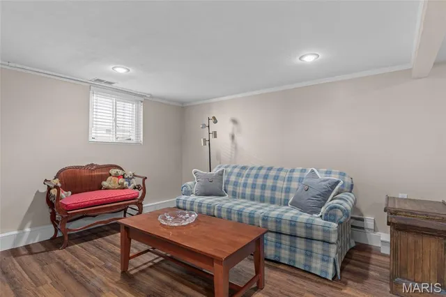 $325,000 | 9016 Moritz Avenue, Brentwood, MO 63144