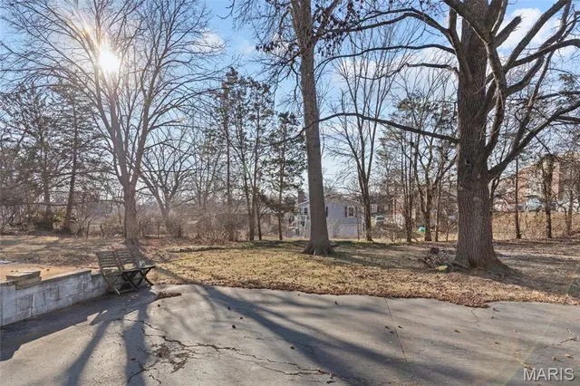 $325,000 | 9016 Moritz Avenue, Brentwood, MO 63144