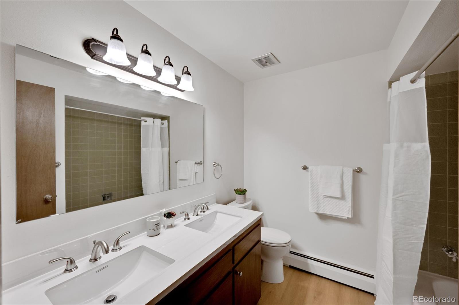 22557 Meadow View Road Morrison, CO 80465 - Photo 13 of 40