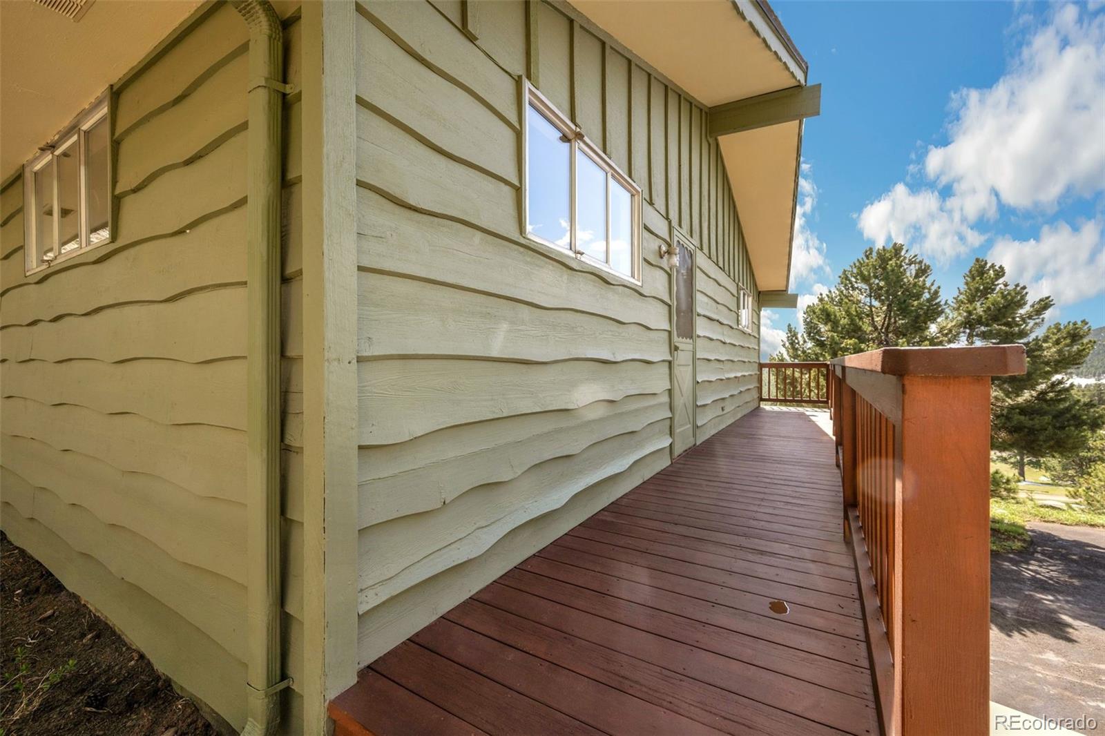 22557 Meadow View Road Morrison, CO 80465 - Photo 17 of 40