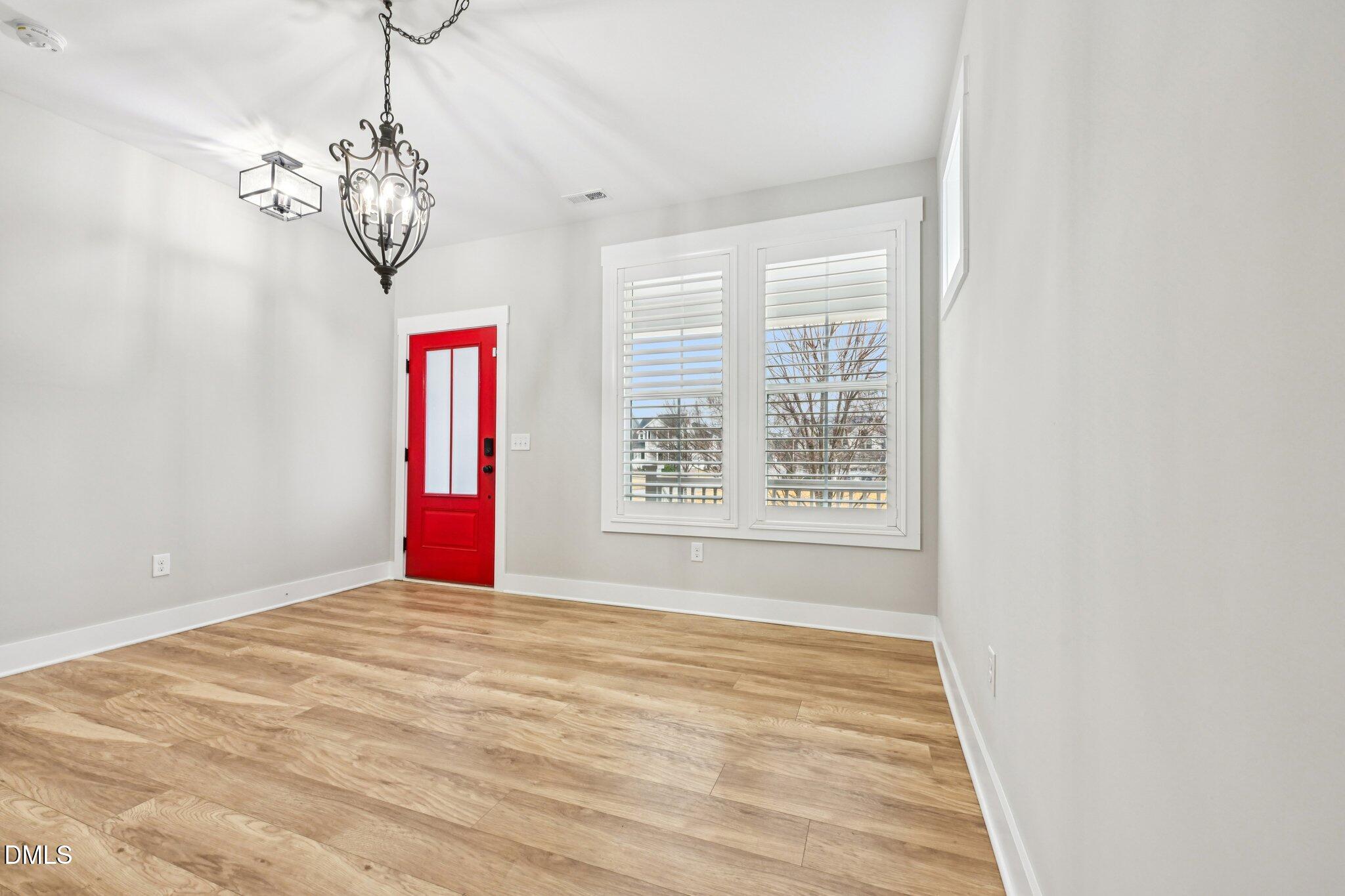 182 Cardinal Ridge Road Chapel Hill, NC 27516 - Photo 6 of 50 6-web-or-mls-Cardinal Ridge Rd-S3012-006