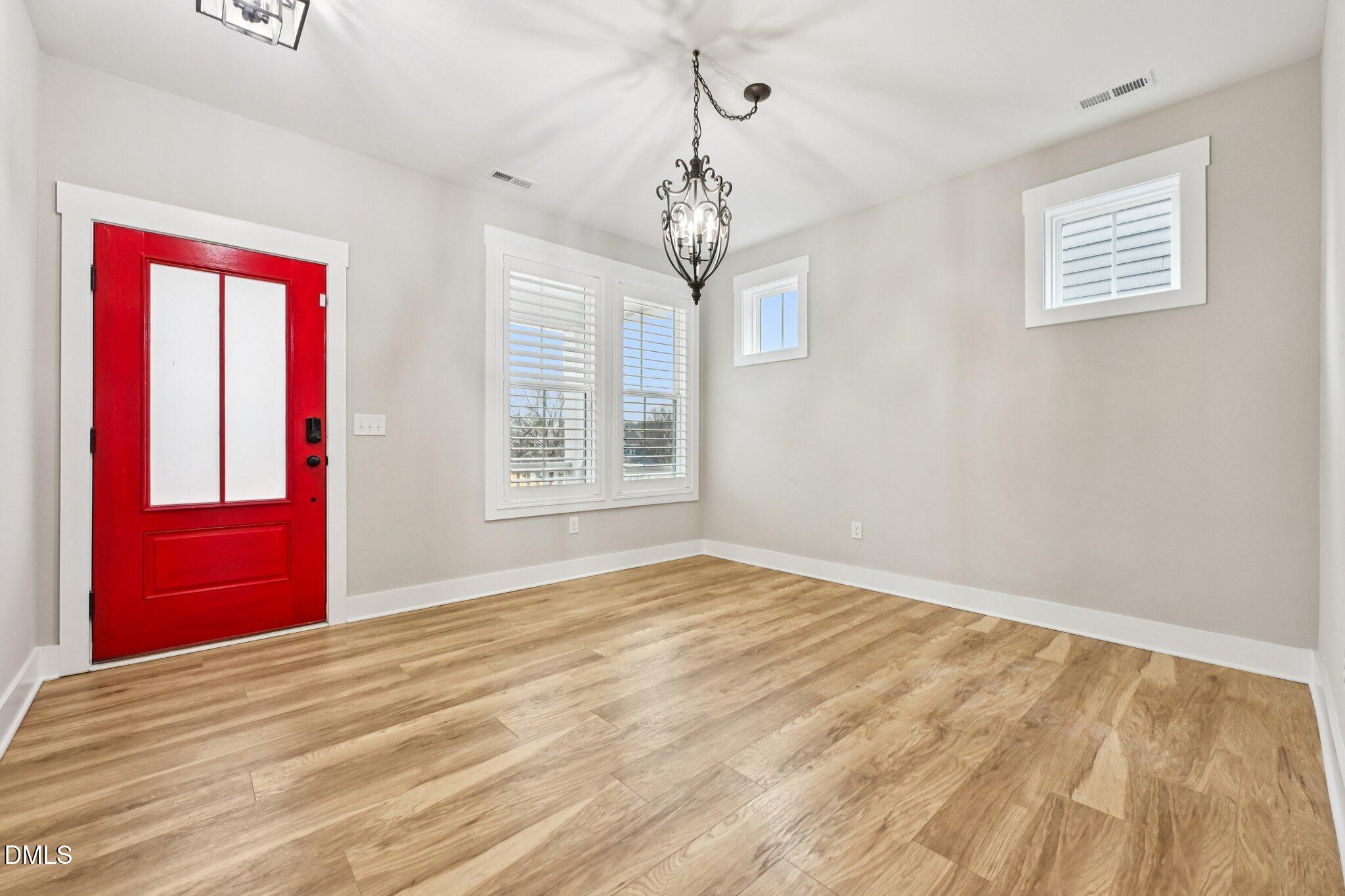 182 Cardinal Ridge Road Chapel Hill, NC 27516 - Photo 7 of 50 7-web-or-mls-Cardinal Ridge Rd-S3012-007