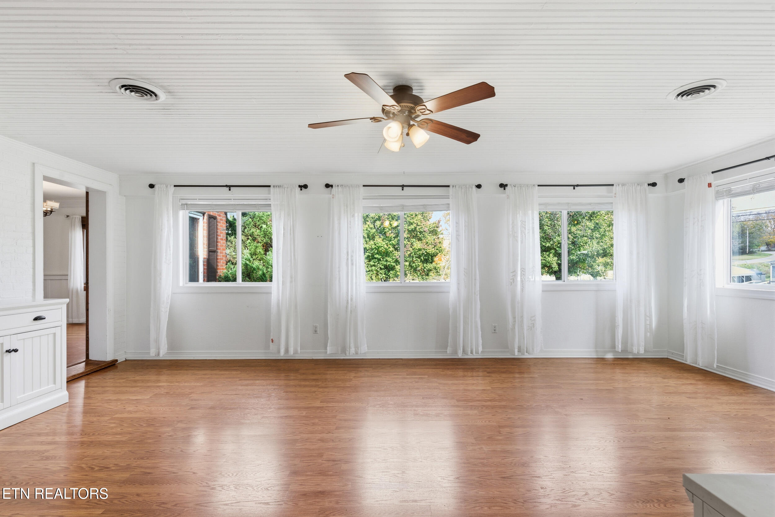 2731 Asbury Road Knoxville, TN 37914 - Photo 14 of 26 23_038