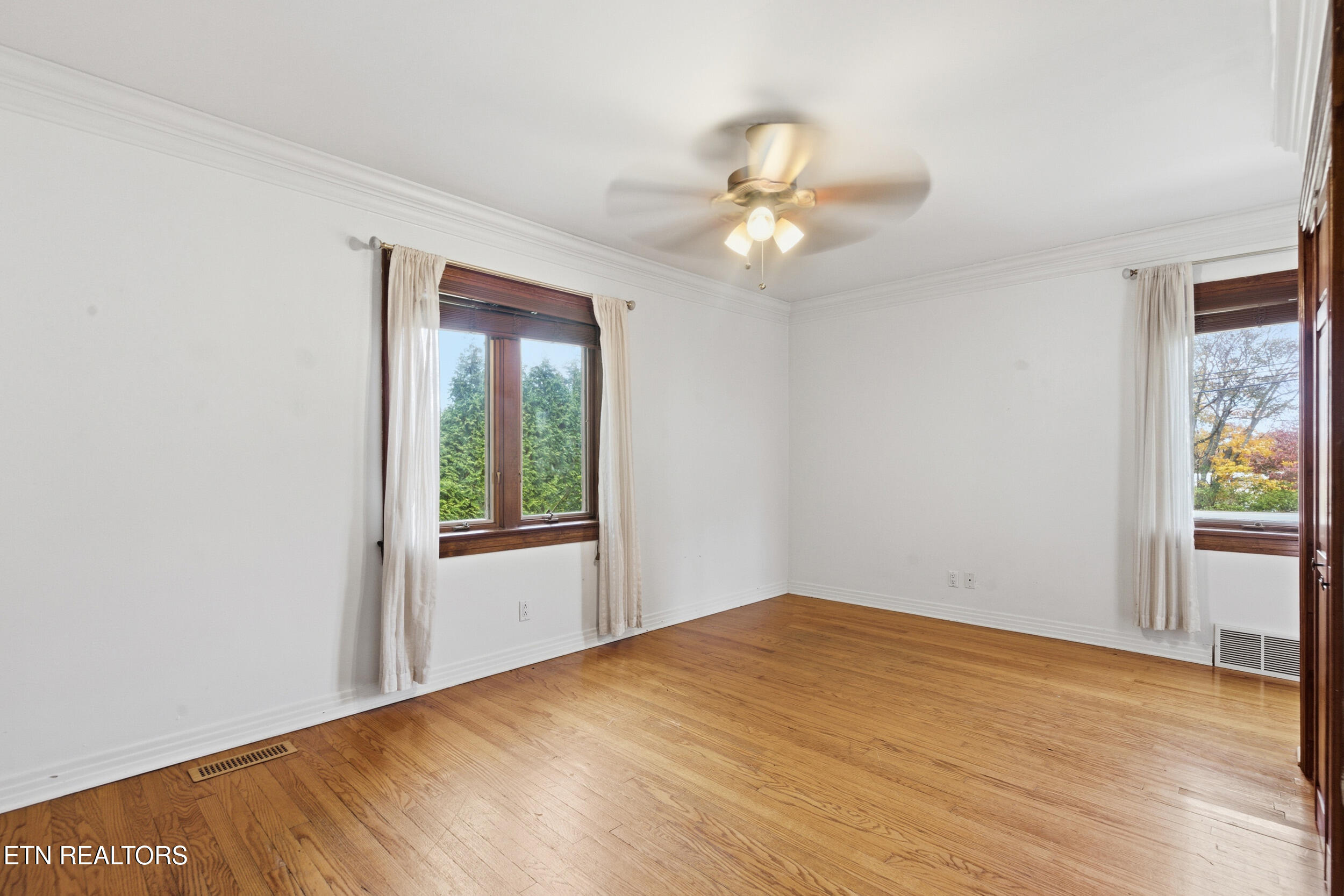 2731 Asbury Road Knoxville, TN 37914 - Photo 17 of 26 31_062