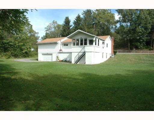 258 Spring Valley Road Jeannette, PA 15644 - Photo 5 of 6 Exterior Back.
