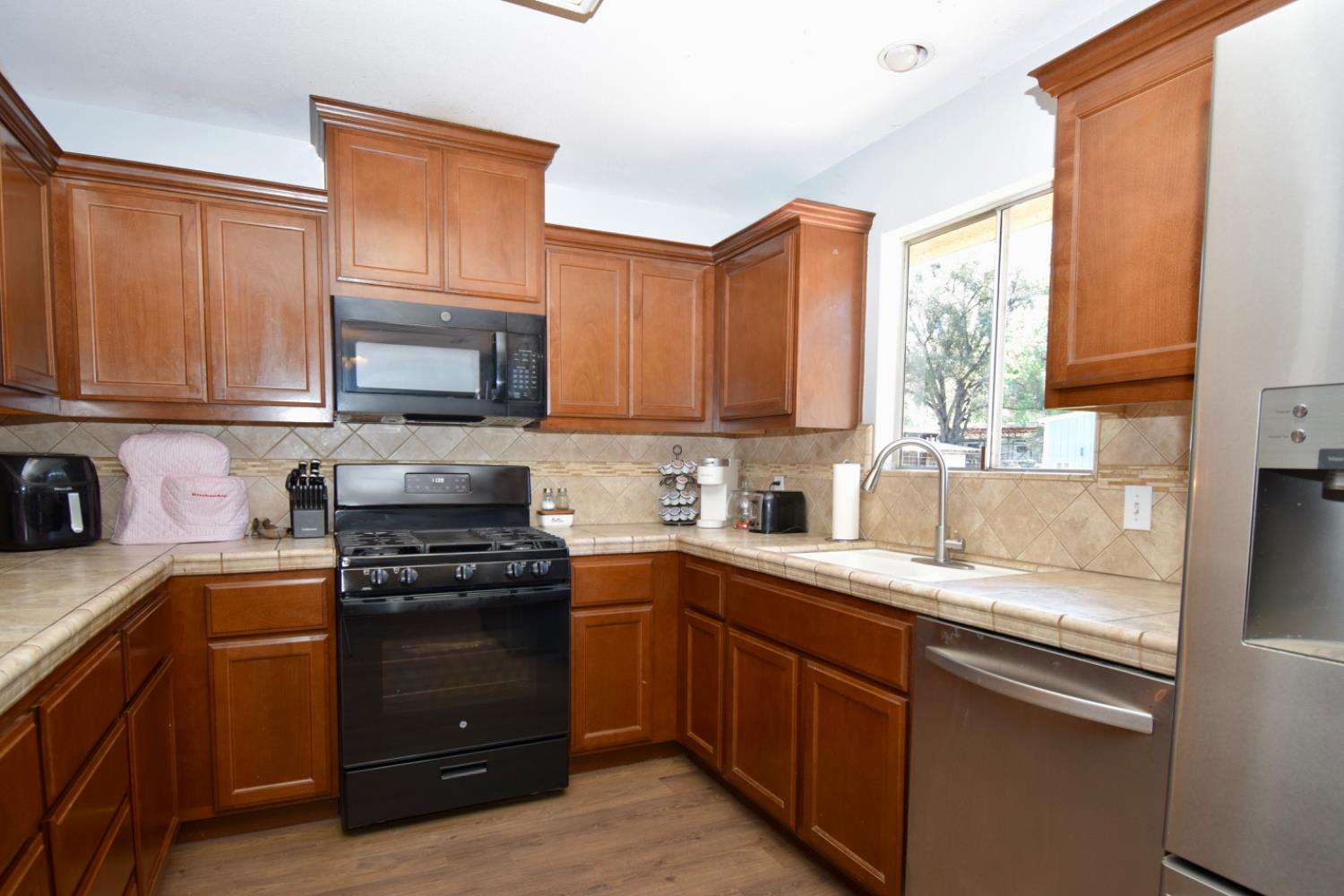 39384 Road 425B Oakhurst, CA 93644 - Photo 7 of 18