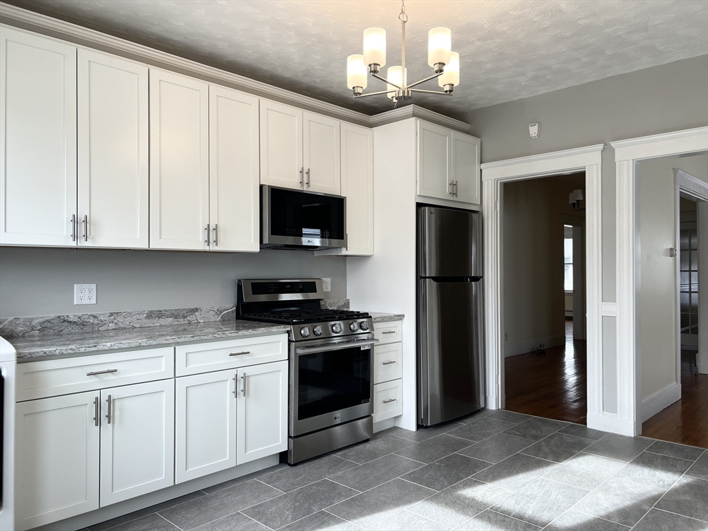 31 Cutler Street, Unit 1 Winthrop, MA 02152 - Photo 4 of 16