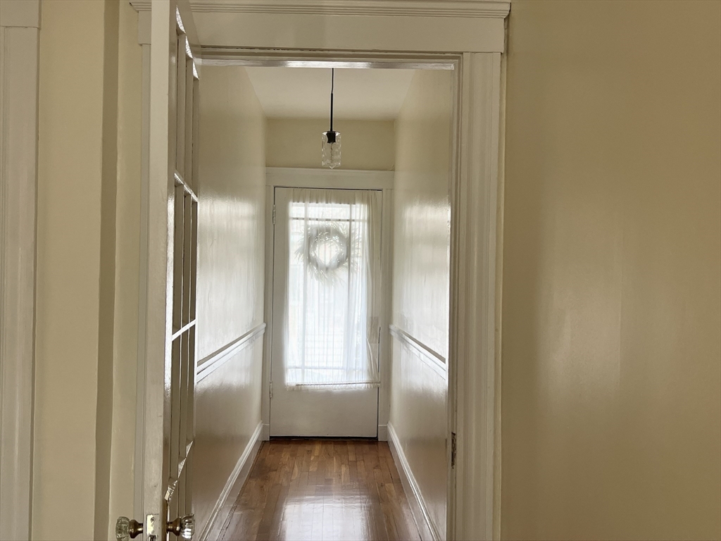 31 Cutler Street, Unit 1 Winthrop, MA 02152 - Photo 10 of 16