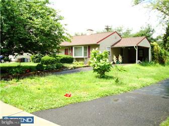 829 Edgemont Road Fairless Hills, PA 19030 - Photo 8 of 8 Exterior Front