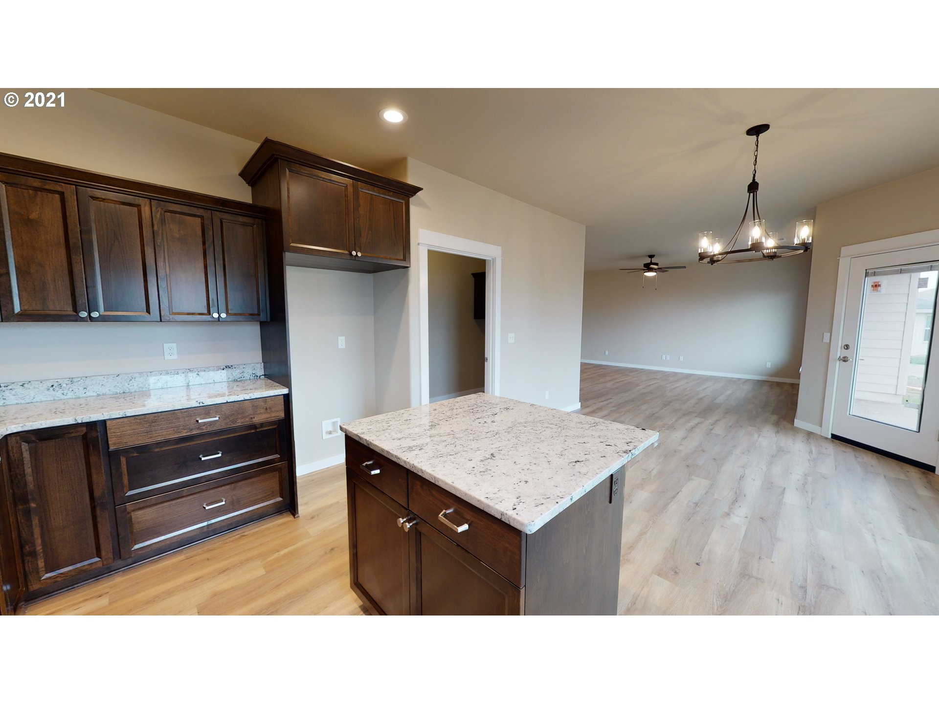 340 Northeast Rose Ridge Drive Winston, OR 97496 - Photo 15 of 30 Gallery Image 15