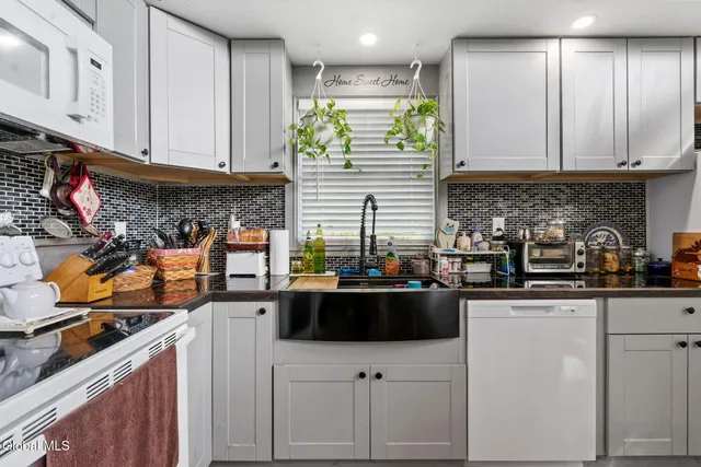 $275,000 | 5281 Rte 67, Durham, NY 12423