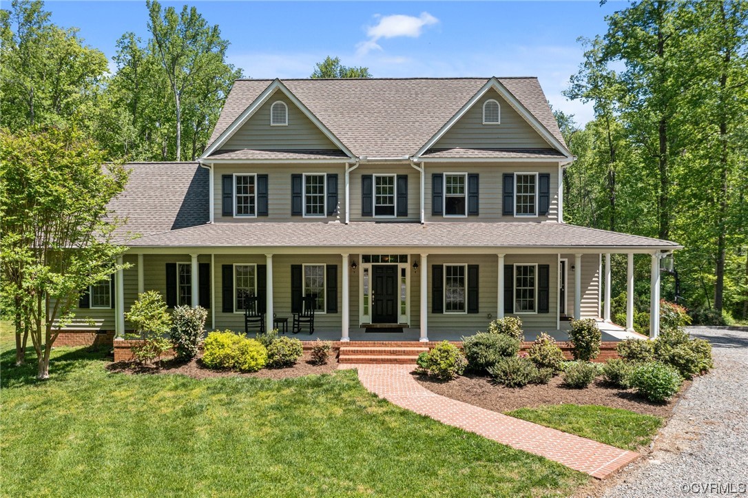 15163 Rice Road Beaverdam, VA 23015 - Photo 2 of 50 a view of a yard in front of house