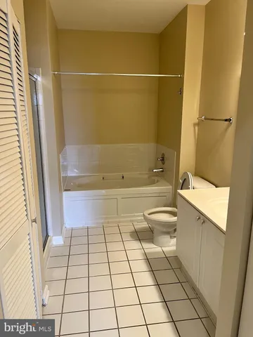 $2,350 | 2700 Bellforest Court, Unit 310, Vienna, VA 22180