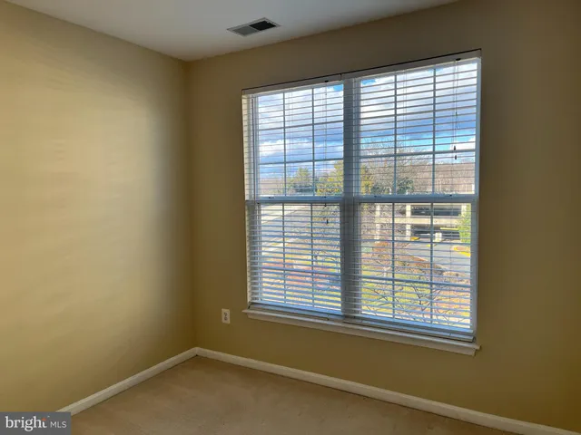 $2,350 | 2700 Bellforest Court, Unit 310, Vienna, VA 22180