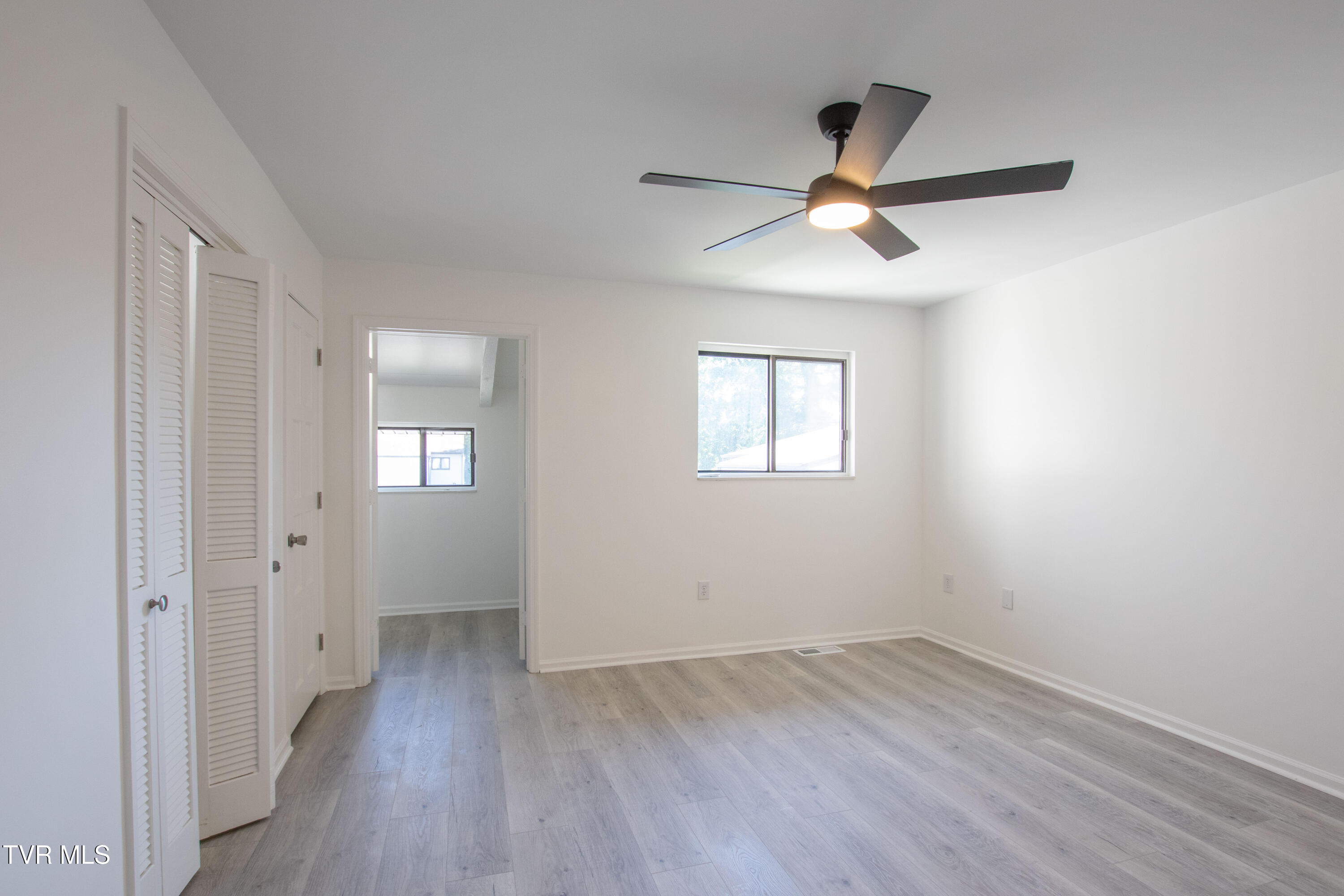 108 Melody Lane, Unit 1 Bristol, TN 37620 - Photo 31 of 38 D-1 Bedroom 2