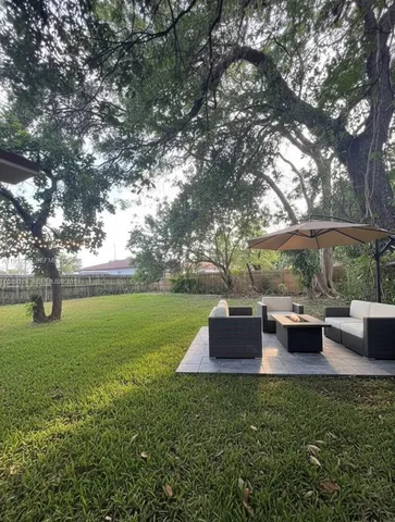 $2,500 | 3333 Northwest 43rd Terrace, Unit 3333, Miami, FL 33142