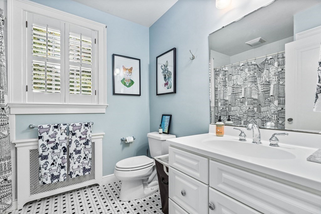 120 Central Street Hingham, MA 02043 - Photo 20 of 42