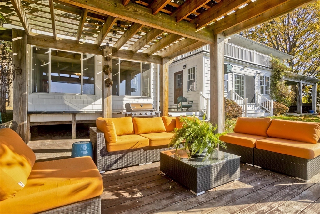 62 Riverside Drive Berkley, MA 02779 - Photo 27 of 42