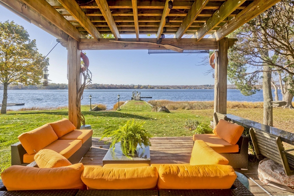 62 Riverside Drive Berkley, MA 02779 - Photo 28 of 42