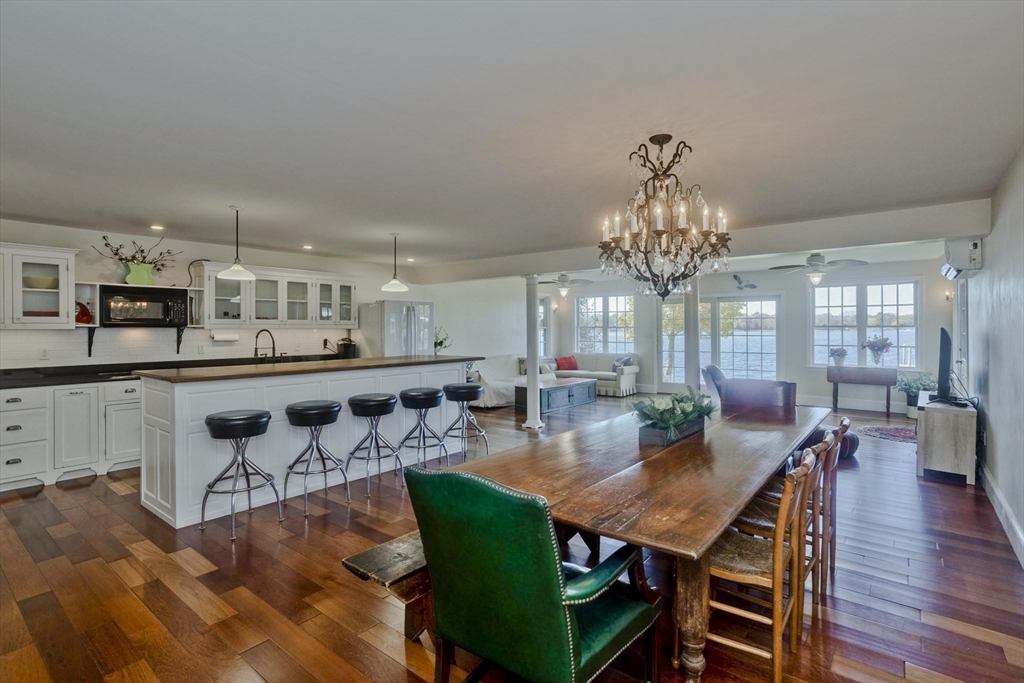 62 Riverside Drive Berkley, MA 02779 - Photo 4 of 42