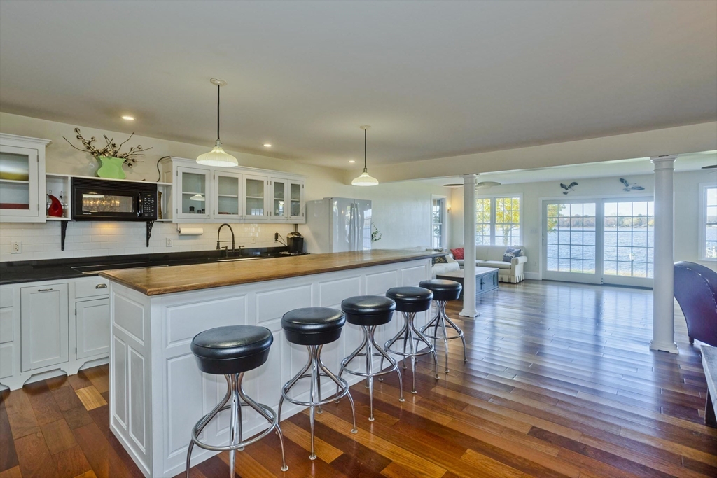 62 Riverside Drive Berkley, MA 02779 - Photo 7 of 42