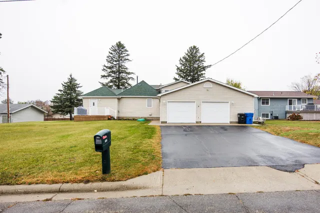 $335,000 | 420 Broadway Avenue, Detroit Lakes, MN 56501